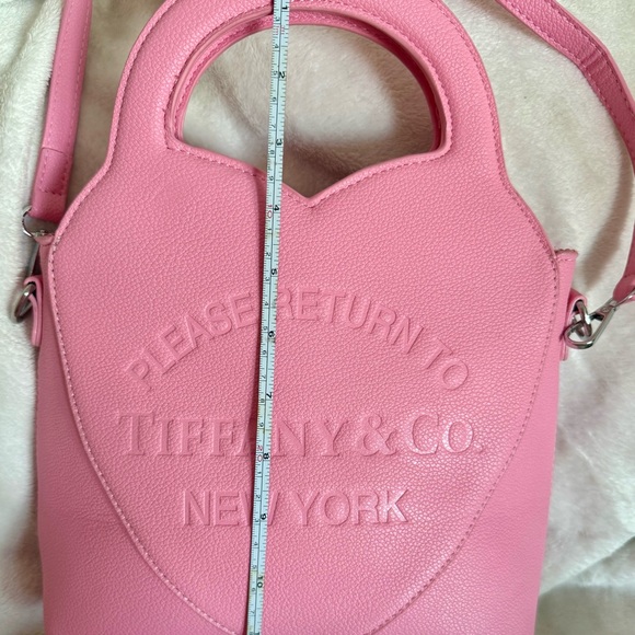 Pink Heart Shaped Inspired Women's Bag. - Picture 10 of 14